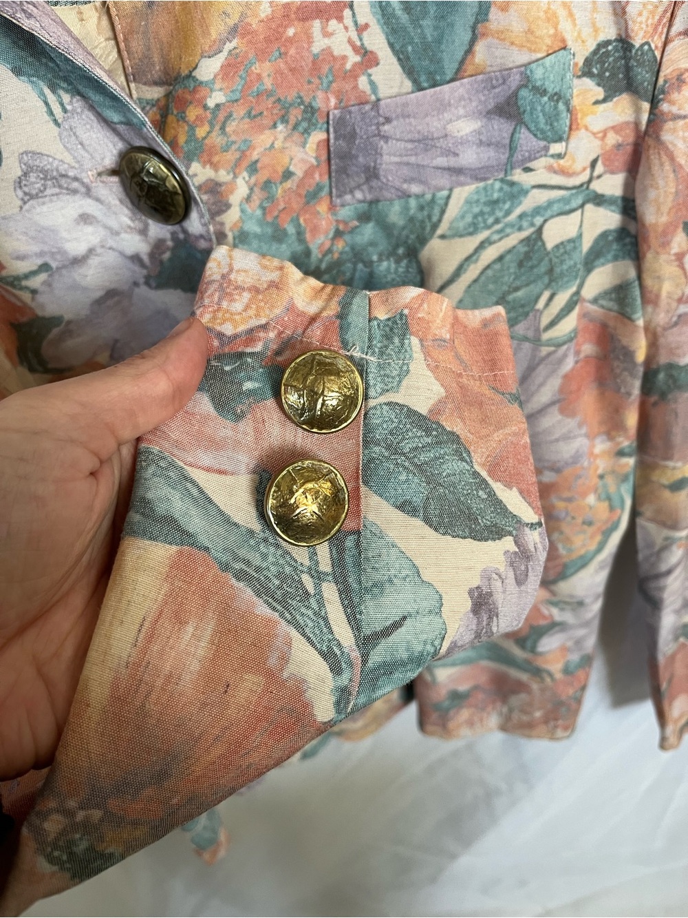 Floral Button-Front Jacket in Multicolor - one button missing - Picture 6 of 12